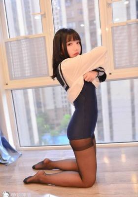 校花拍av被np高h薄